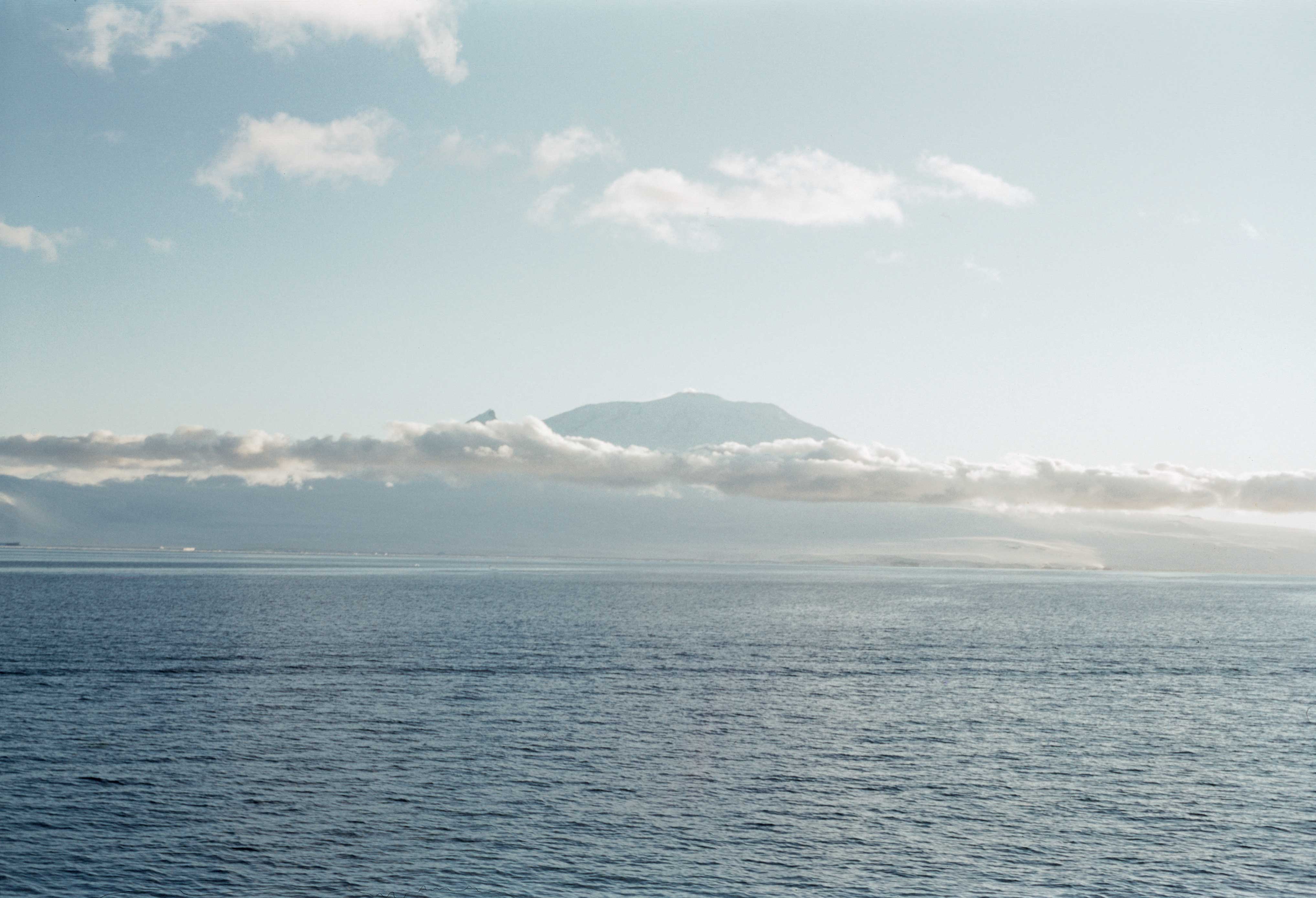Mt. Erebus Background